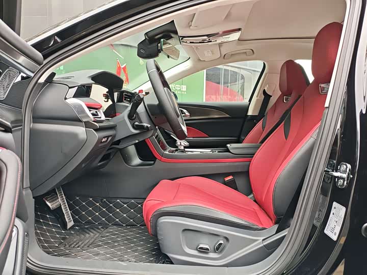 Фото 5 - Hongqi H6