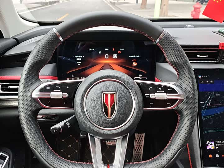 Фото 8 - Hongqi H6