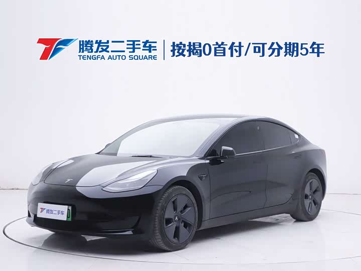 Фото 1 - Tesla Model 3