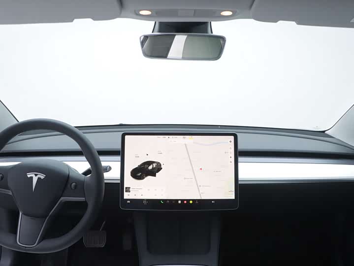 Фото 8 - Tesla Model 3