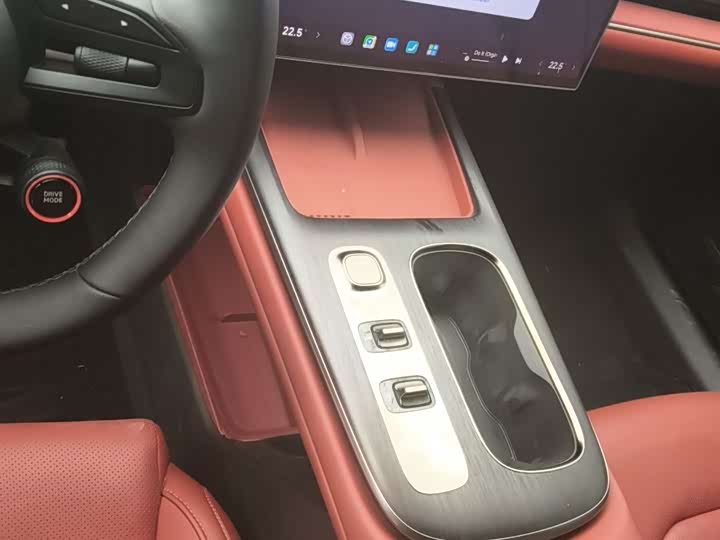 Фото 7 - Xiaomi SU7