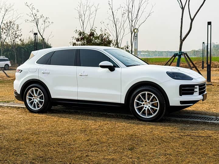 Фото 2 - Porsche Cayenne