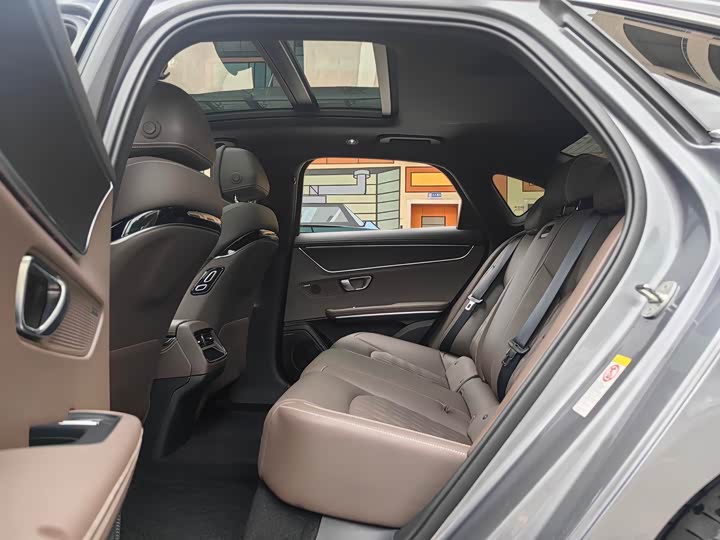 Фото 6 - BYD Han