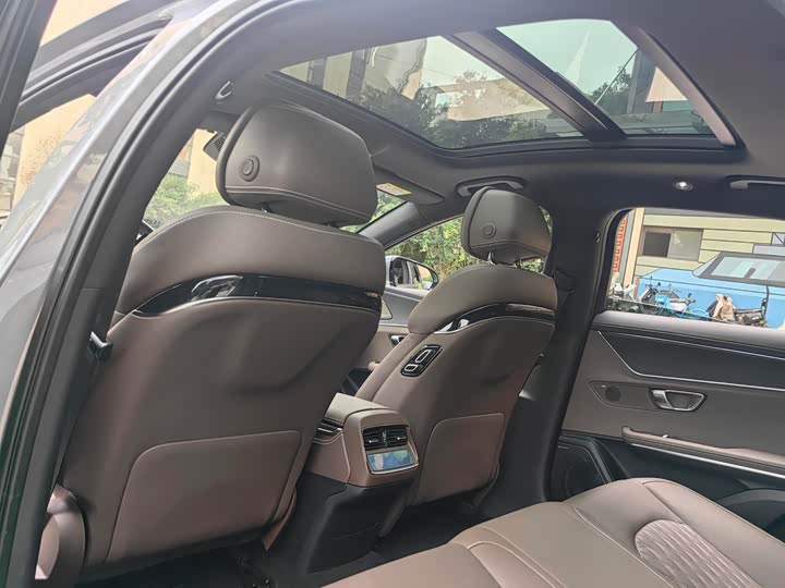 Фото 8 - BYD Han