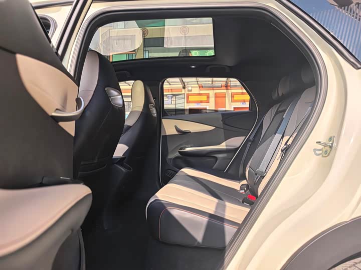 Фото 6 - BYD Dolphin