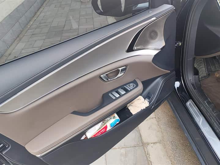 Фото 7 - BYD Han