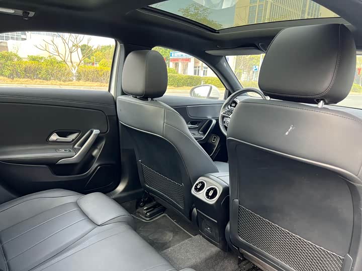 Photo 4 - Mercedes-Benz A-Class