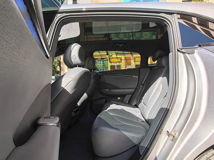 Фото 6 - XPeng G7