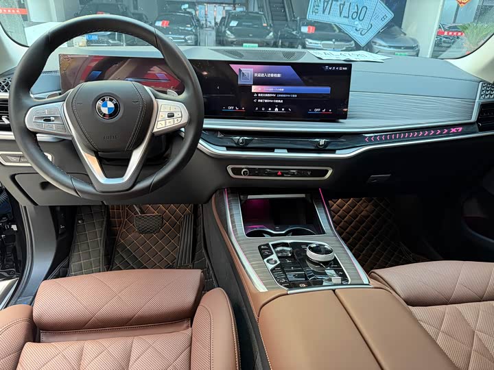 Фото 4 - BMW X7