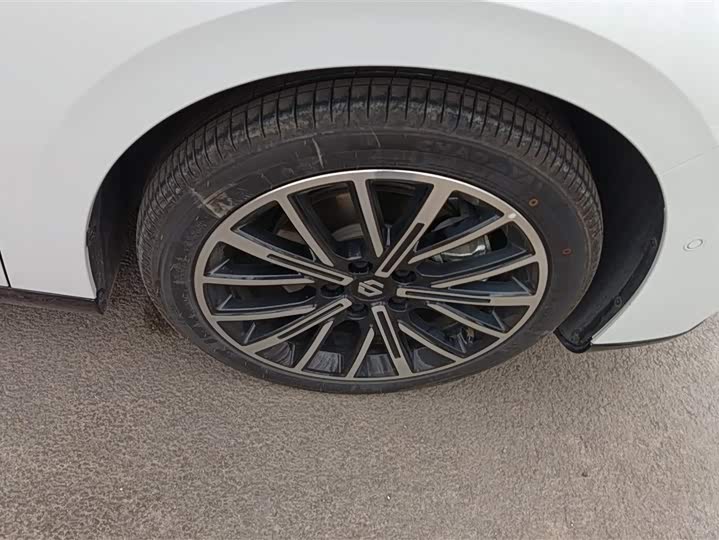 Фото 6 - Leapmotor B01