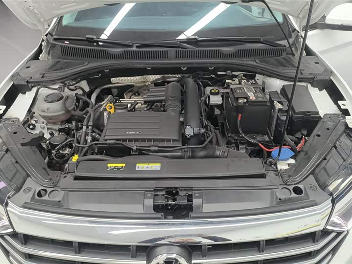 Фото 9 - Volkswagen Sagitar L