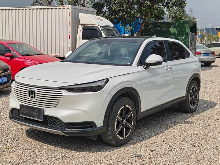 Фото 1 - Honda Vezel