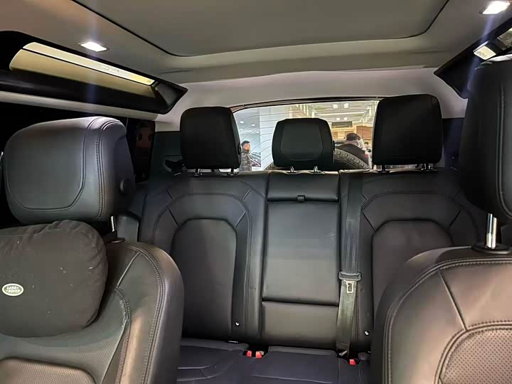 Фото 6 - Land Rover Defender