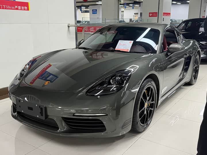 Фото 1 - Porsche 718