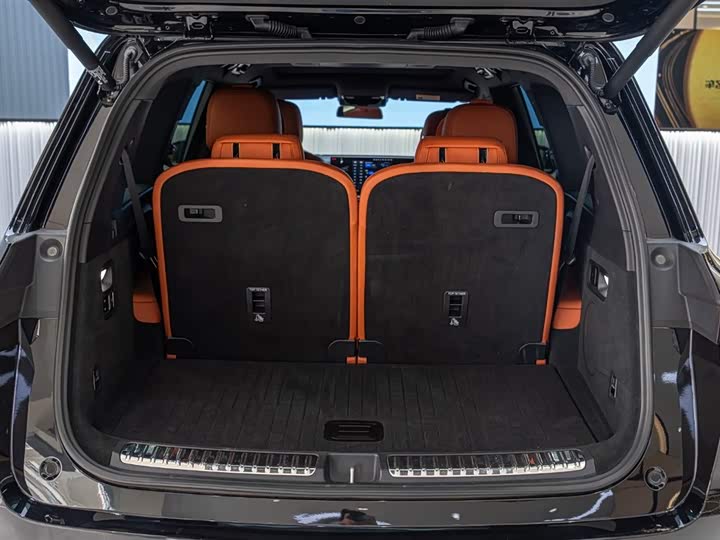 Фото 9 - LiXiang L9