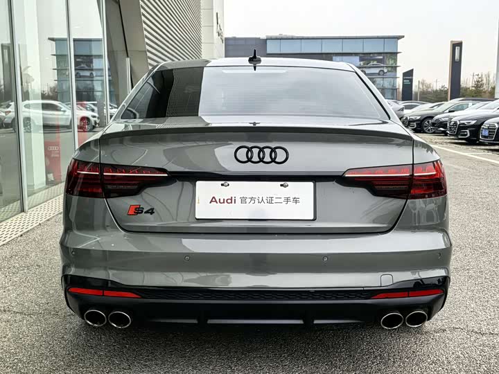 Фото 6 - Audi S4