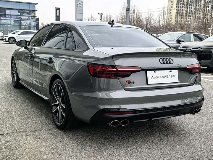 Фото 7 - Audi S4