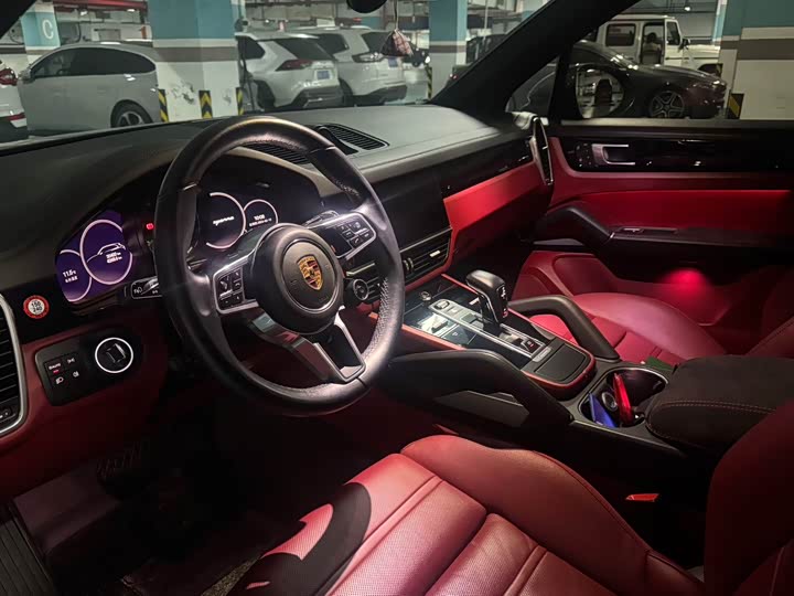 Фото 5 - Porsche Cayenne Hybrid