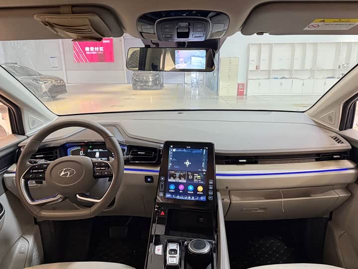 Фото 8 - Hyundai Custo