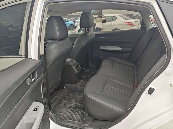 Фото 6 - Dongfeng Aeolus E70