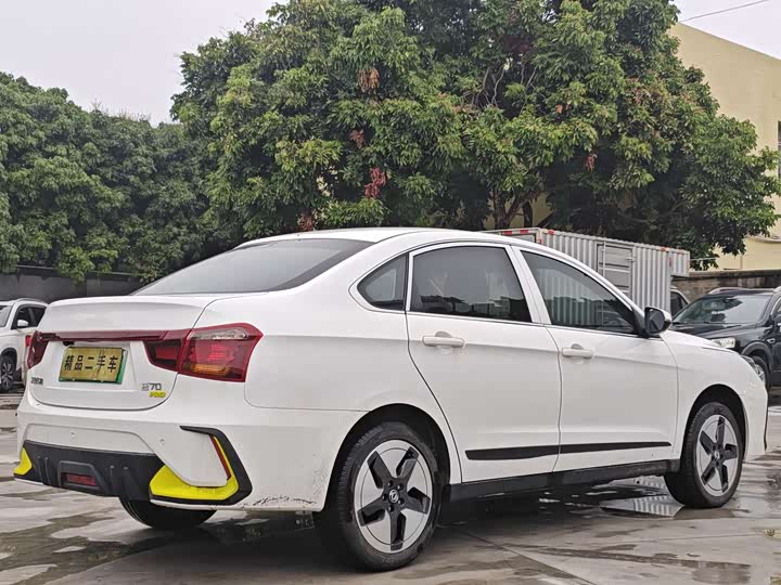 Фото 9 - Dongfeng Aeolus E70