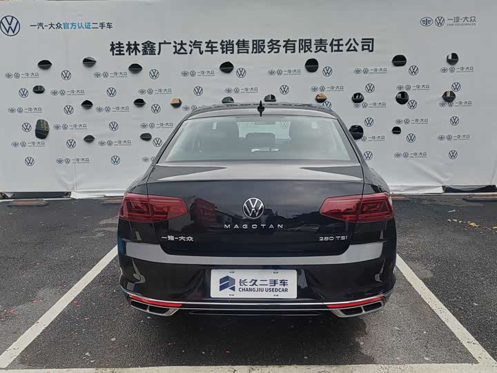 Фото 5 - Volkswagen Magotan