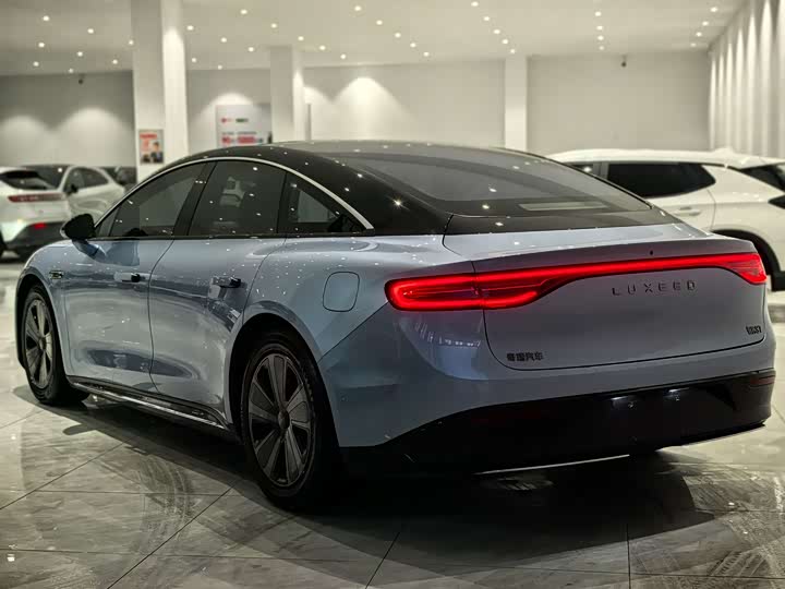 Фото 6 - Luxeed S7