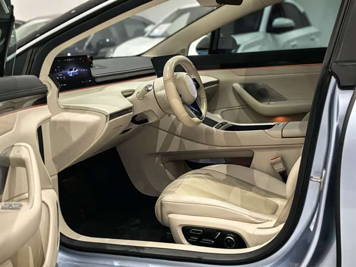 Фото 7 - Luxeed S7