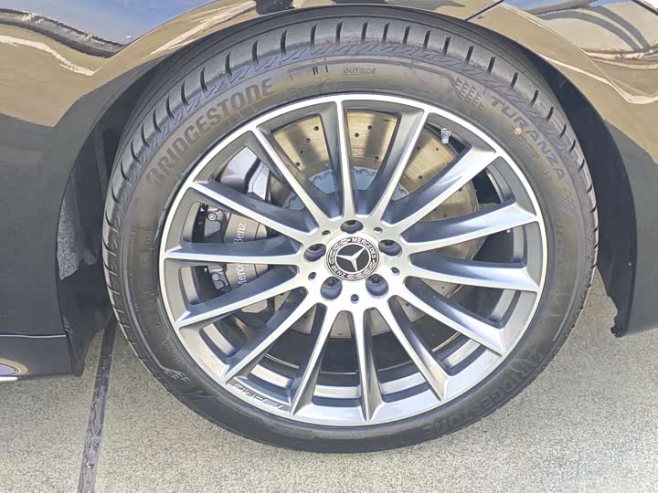 Фото 4 - Mercedes-Benz S-Class