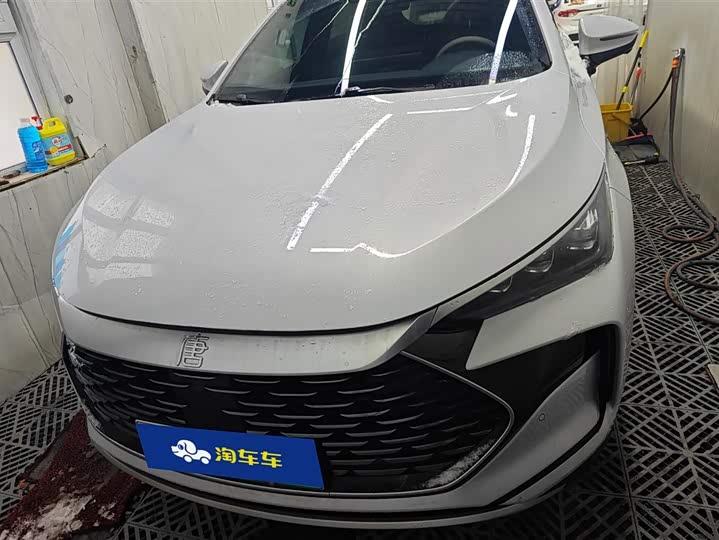 Фото 2 - BYD Tang Hybrid/EV