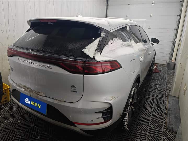 Фото 3 - BYD Tang Hybrid/EV