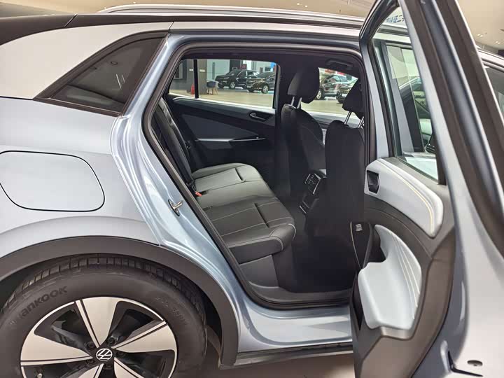 Photo 5 - Volkswagen ID.4 X