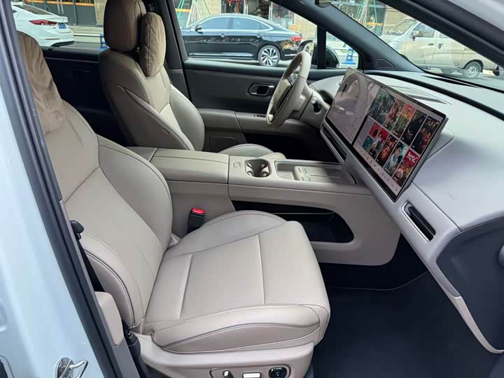 Фото 9 - LiXiang i6