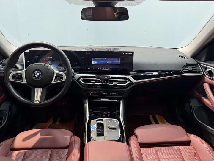 Фото 6 - BMW i4