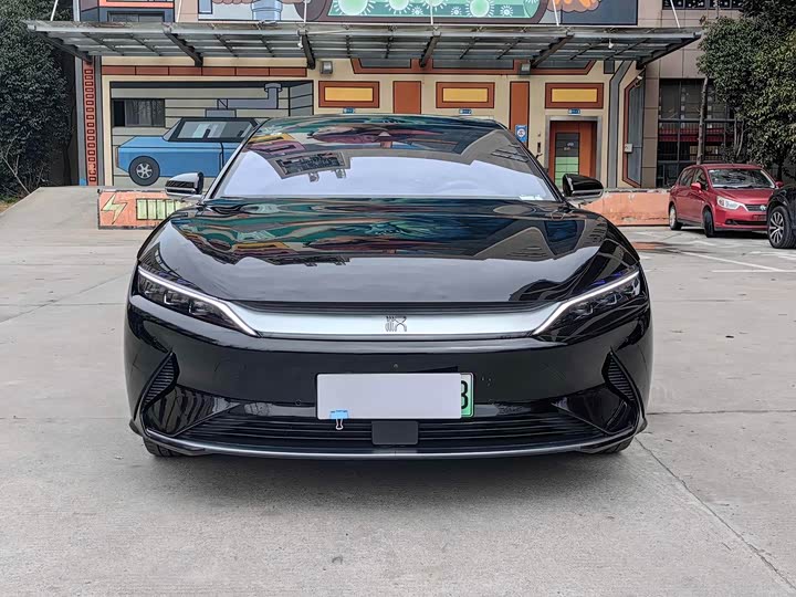 Фото 2 - BYD Han