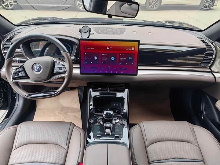 Фото 9 - BYD Han