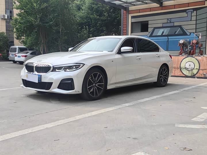 Фото 1 - BMW 3 Series