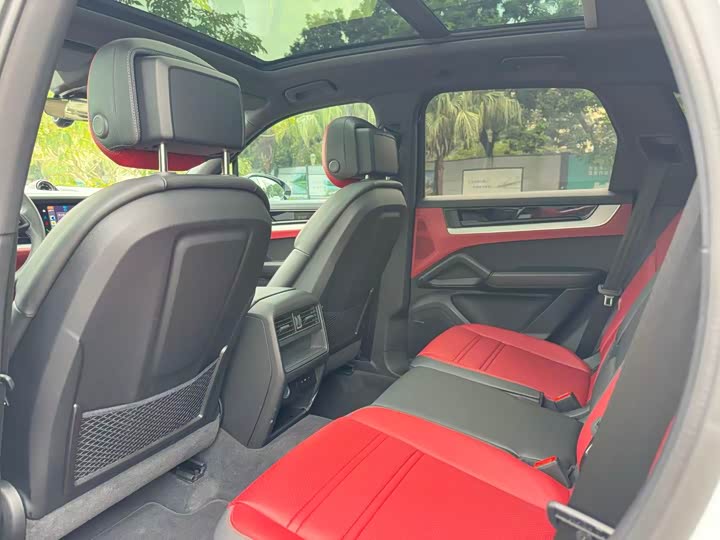 Фото 7 - Porsche Cayenne