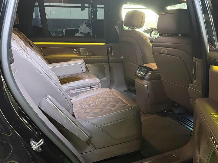 Фото 6 - Nio ES8