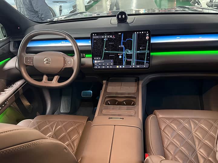 Фото 7 - Nio ES8