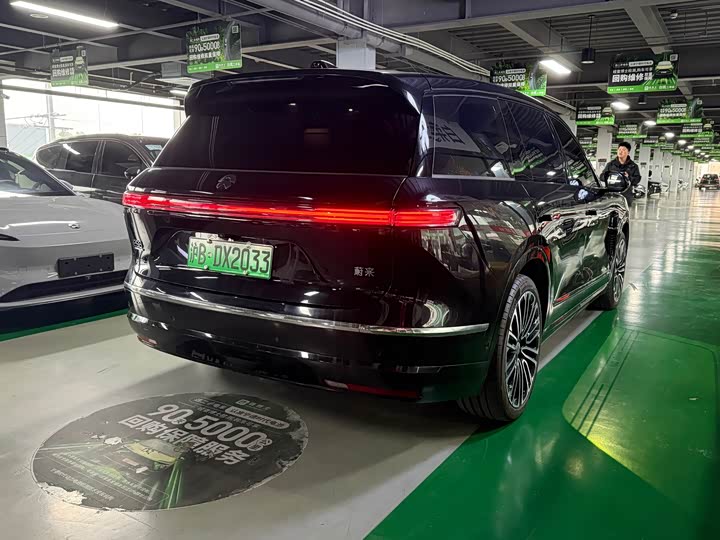 Фото 8 - Nio ES8