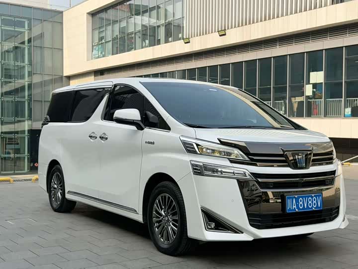 Фото 3 - Toyota Vellfire