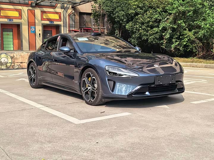 Фото 3 - Xiaomi SU7