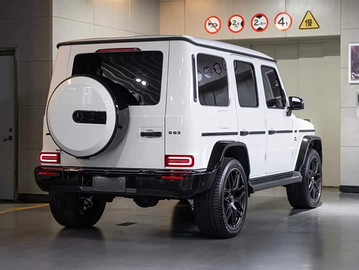 Фото 4 - Mercedes-Benz G-Class AMG