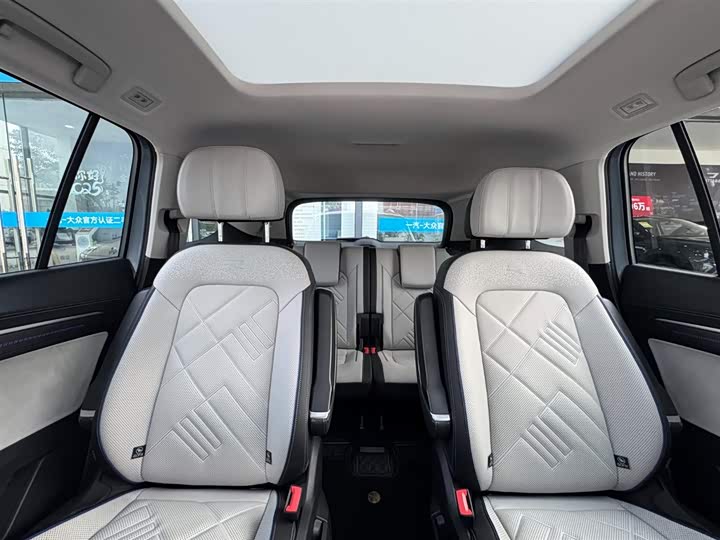 Фото 9 - Volkswagen Talagon