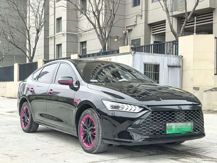 Фото 3 - BYD Qin Plus