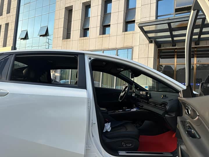 Фото 9 - GAC Trumpchi Empow R