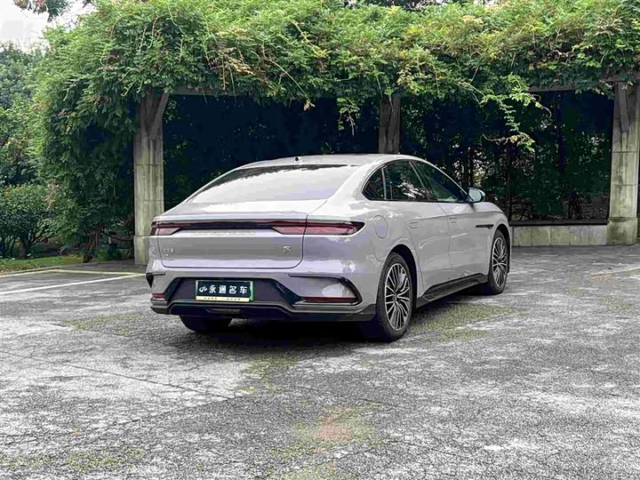 Фото 6 - BYD Han