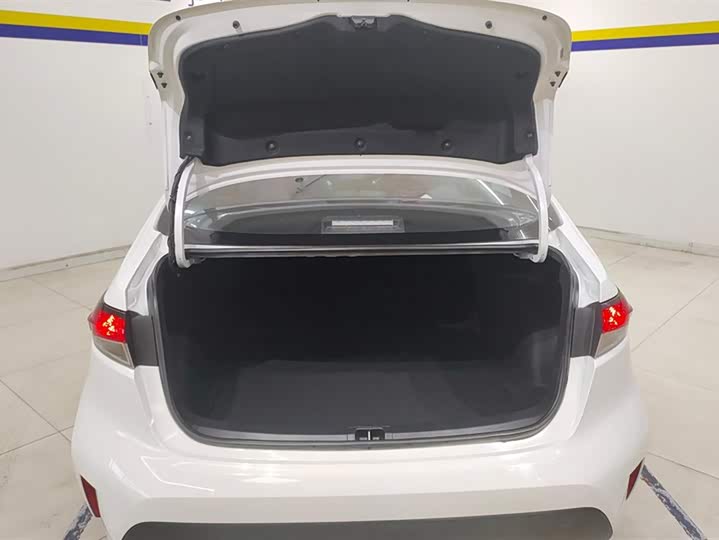 Фото 4 - Toyota Levin