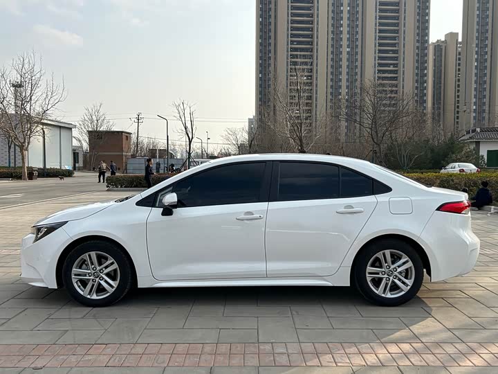 Фото 4 - Toyota Levin